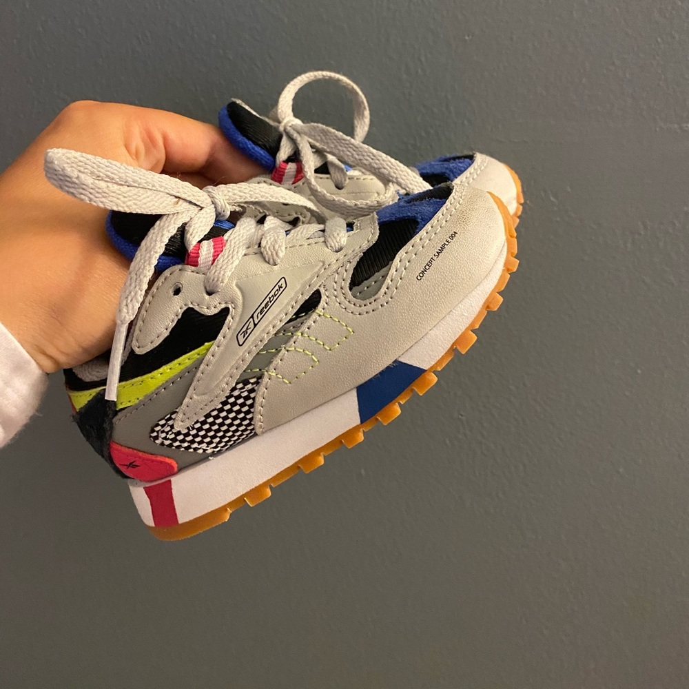 REEBOK ALTER SNEAKERS